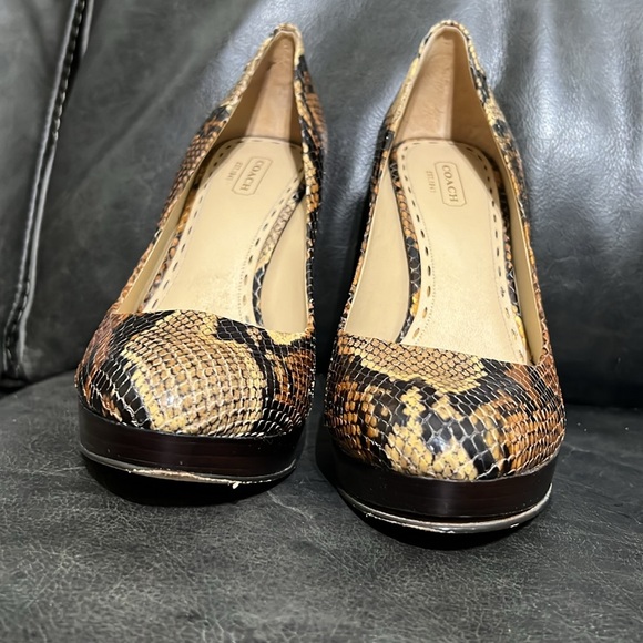 Coach Python Pumps Size 9 - Picture 12 of 12